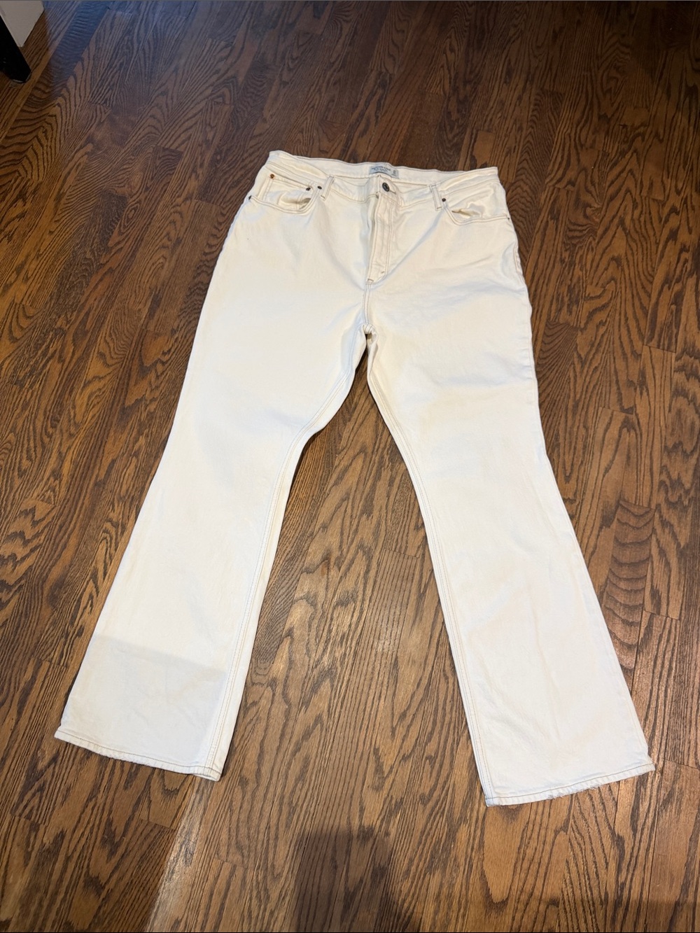 Abercrombie & Fitch Women’s Off-White Bootcut Jeans